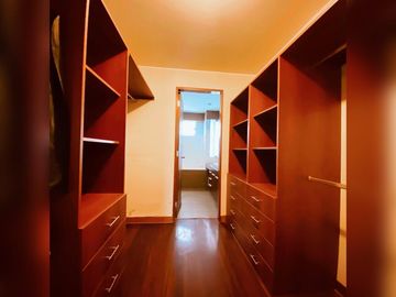 Ocasión por viaje! vendo de Dúplex  405m2 en el Derby - Surco