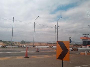 Vendo TERRENO a FILO DE PISTA en expansión urbana!!