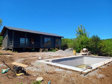 Casa En Condominio Lago Colbún V 1525-C-158-GR-01.24
