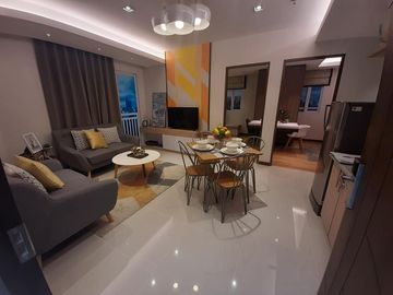 condominium in the fort the seasons residence haru tower
