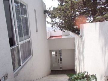 Casa minimalista en venta en Mayorazgos del Bosque, Atizapán de Zaragoza, Estado de México
