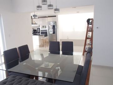 Casa minimalista en venta en Mayorazgos del Bosque, Atizapán de Zaragoza, Estado de México