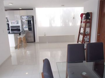 Casa minimalista en venta en Mayorazgos del Bosque, Atizapán de Zaragoza, Estado de México