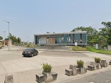¡¡Vive en hermosa y amplia casa en remate en Av. las Garzas, Fraccionamiento Geo villas los Pinos, Veracruz!!