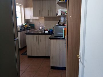 Casa con sitio grande, centro  Chiguayante