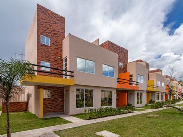 Casa de 3 recamaras en condominio  en Yautepec Morelos