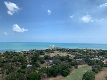 VENTA DE PENTHOUSE EN PH CORONADO GOLF CHAME PANAMA