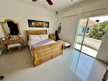 Casa en venta en villa campestre de 4 cuartos con baño.