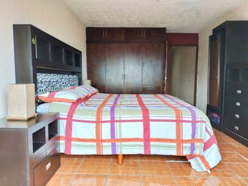 Bellísima casa con excelentes acabados, 3 rec. Col. Niños Héroes, Xalapa, Ver.