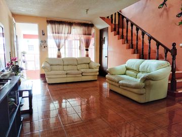 Bellísima casa con excelentes acabados, 3 rec. Col. Niños Héroes, Xalapa, Ver.