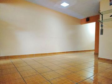 Bellísima casa con excelentes acabados, 3 rec. Col. Niños Héroes, Xalapa, Ver.