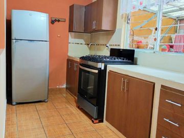 Bellísima casa con excelentes acabados, 3 rec. Col. Niños Héroes, Xalapa, Ver.