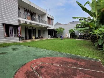 Rumah siap huni di komplek Tanjung Barat Jakarta Selatan