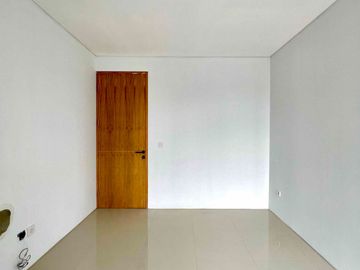 Rumah Minimalis Super Strategis dekat Pondok Pinang Tangerang Selatan