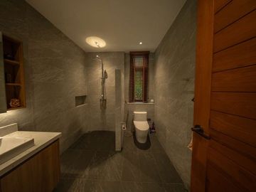 Modern 2-Storey Single House, 3 Bedrooms, With Swimming Pool
