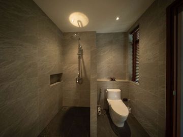 Modern 2-Storey Single House, 3 Bedrooms, With Swimming Pool