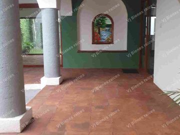 CASA EN VENTA  ESTILO MEXICANO COLONIAL, EN  FRACCIONAMIENTO LAS ANIMAS EN XALAPA VERACRUZ