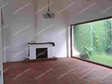 CASA EN VENTA  ESTILO MEXICANO COLONIAL, EN  FRACCIONAMIENTO LAS ANIMAS EN XALAPA VERACRUZ