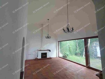CASA EN VENTA  ESTILO MEXICANO COLONIAL, EN  FRACCIONAMIENTO LAS ANIMAS EN XALAPA VERACRUZ