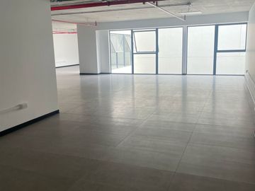 ALQUILO OFICINA ESTRENO EN EDIFICIO EMPRESARIAL DE BARRANCO US$ 3,804 DÓLARES