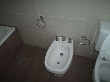 QUINTA SECCION - DPTO 1 DORMITORIO/COCHERA