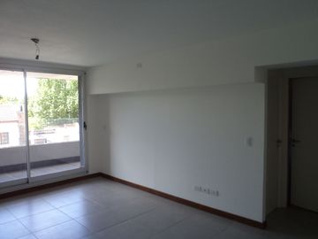 QUINTA SECCION - DPTO 1 DORMITORIO/COCHERA