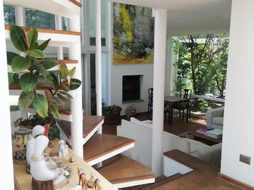 Cuando La Arquitectura Es Un Lujo, En Pasaje Privado