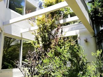 Cuando La Arquitectura Es Un Lujo, En Pasaje Privado