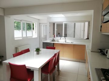 Cuando La Arquitectura Es Un Lujo, En Pasaje Privado