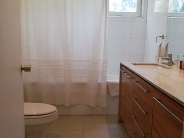 Cuando La Arquitectura Es Un Lujo, En Pasaje Privado