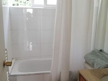 Cuando La Arquitectura Es Un Lujo, En Pasaje Privado