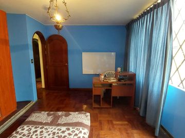 HERMOSA CASAS  EN SANTIAGO DE SURCO