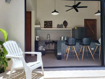 Casa en venta a estrenar en Chicxulub Puerto - A tan sólo 200 metros del mar