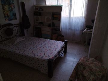 venta casa esquinera para remodelar barrio el Limonar