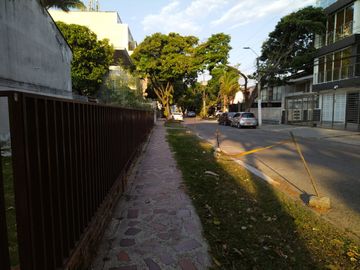 venta casa esquinera para remodelar barrio el Limonar