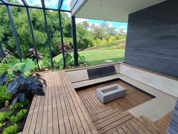New, Modern 5 Bedroom Home in Residential Community, Heart of Llanogrande, Rionegro