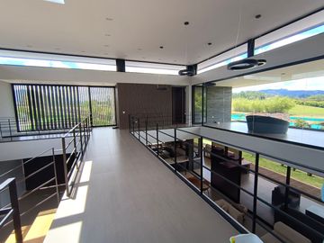 New, Modern 5 Bedroom Home in Residential Community, Heart of Llanogrande, Rionegro