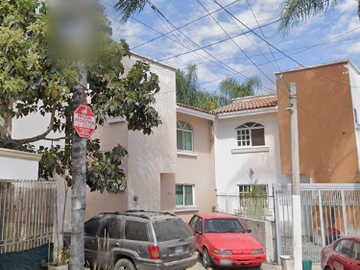 CASA EN COL. GIRASOLES ELITE, JALISCO.