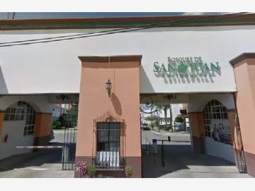 VENTA DE RESIDENCIA EN BOSQUES DE SAN JUAN, SAN JUAN DEL RÍO