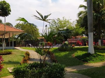 VENTA CASA CAMPESTRE HACIENDA EL CASTILLO - NEGOCIABLE