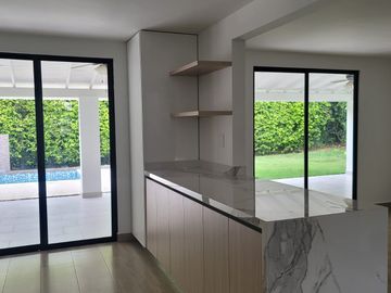 CASA CAMPESTRE REMODELADA PANCE..