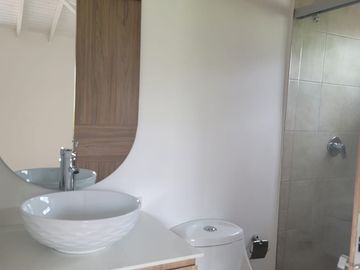 CASA CAMPESTRE REMODELADA PANCE..