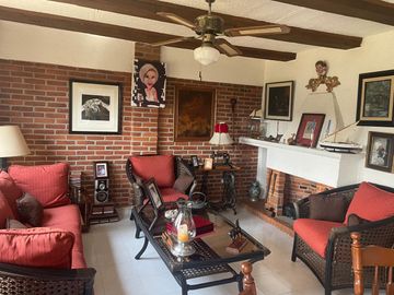 Casa en Venta en Col. Rancho Tetela, Cuernavaca, Morelos con 2 Habitaciones