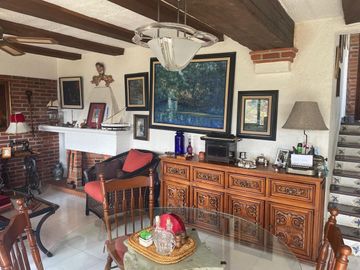 Casa en Venta en Col. Rancho Tetela, Cuernavaca, Morelos con 2 Habitaciones