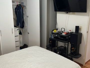 VENDO MODERNO DEPARTAMENTO EN AVDA PRINCIPAL SURQUILLO LIMITE MIRAFLORES