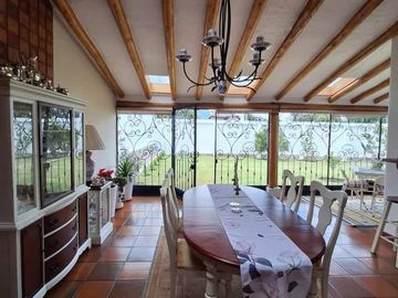 VENDO HERMOSA CASA RUSTICA DE 1000M2