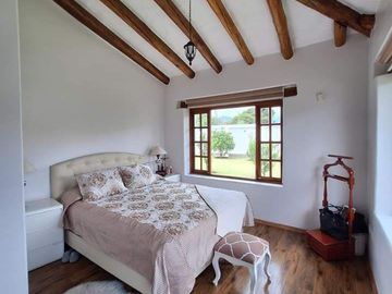 VENDO HERMOSA CASA RUSTICA DE 1000M2