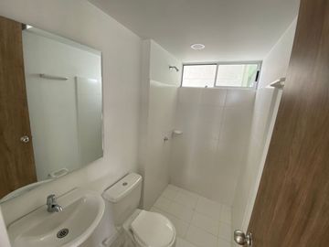 Venta de apartamento en Conjunto Residencial Alameda Alto