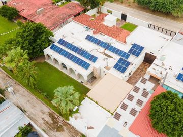 SE VENDE CASA DE UNA PLANTA EN COL. PITIC