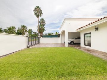 SE VENDE CASA DE UNA PLANTA EN COL. PITIC